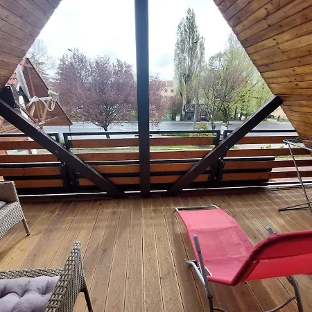 Apartamento Delta *